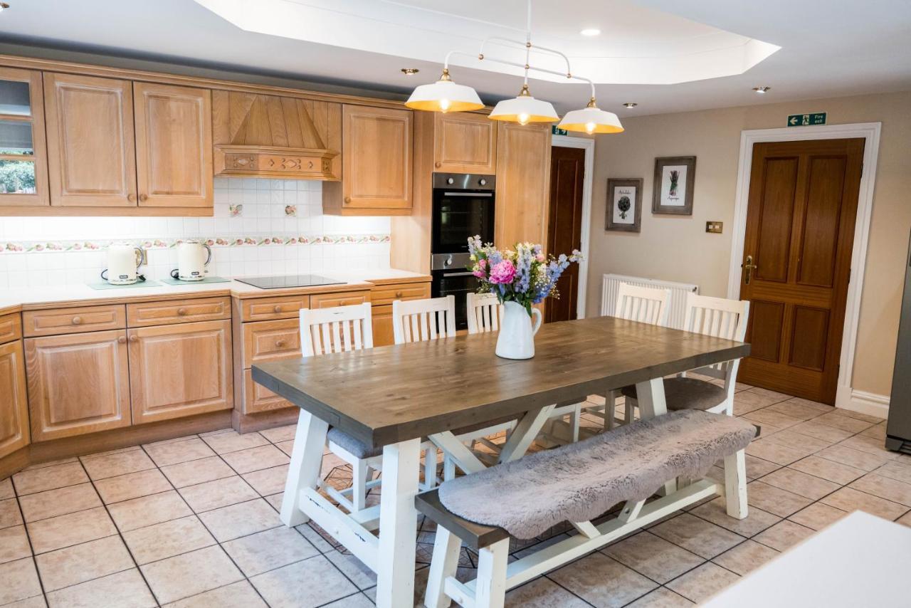 The Farmhouse At Ream Hills Weeton  외부 사진