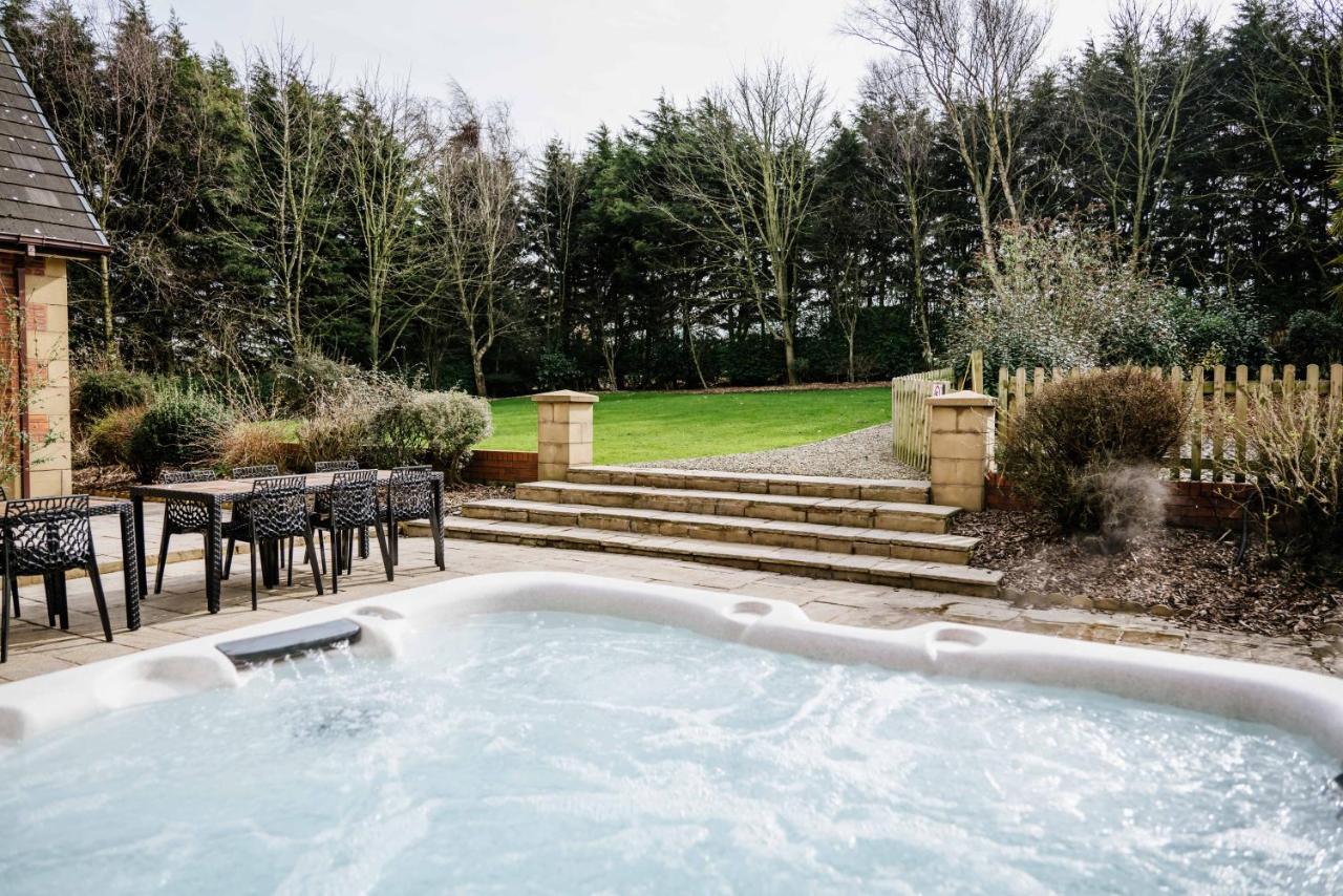 The Farmhouse At Ream Hills Weeton  외부 사진